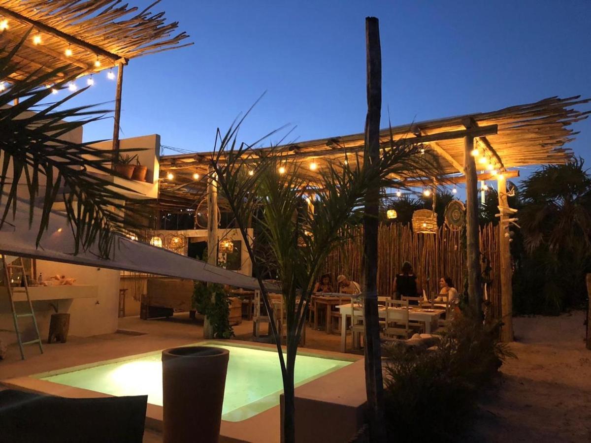 Lunarena Barefoot Hotel El Cuyo Luaran gambar