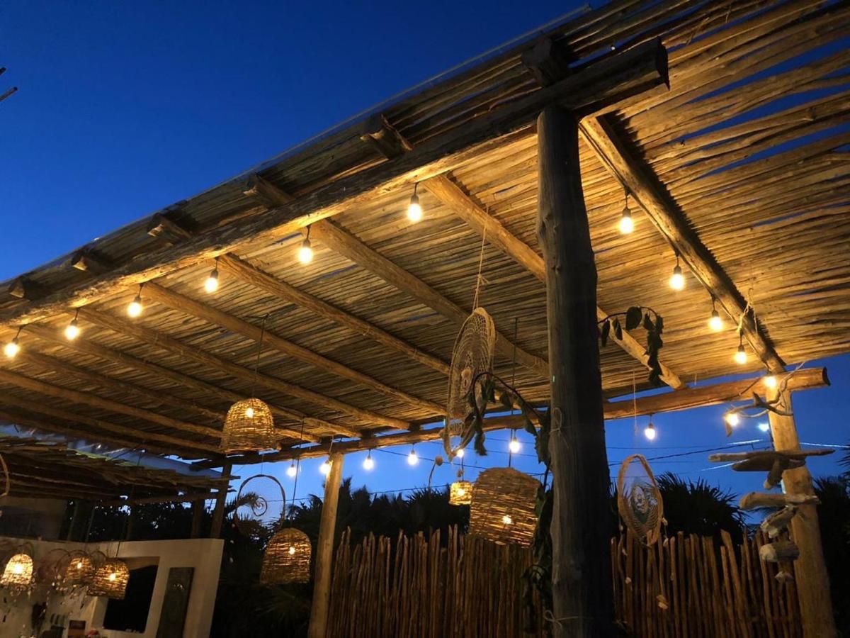 Lunarena Barefoot Hotel El Cuyo Luaran gambar