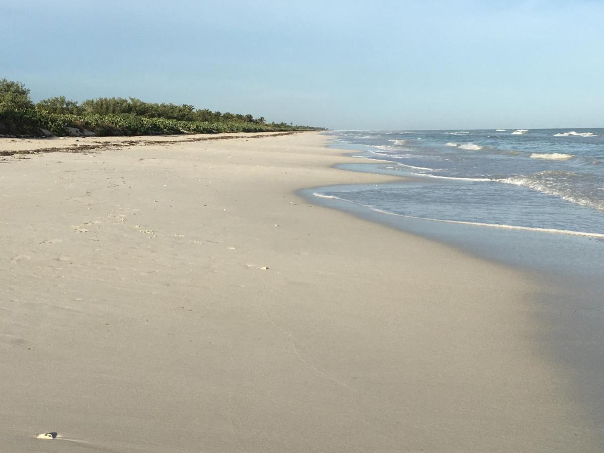 Lunarena Barefoot Hotel El Cuyo Luaran gambar
